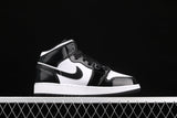 Air Jordan 1 Retro Mid