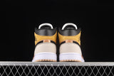 Air Jordan 1 Retro Mid